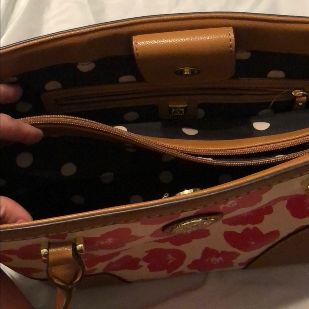 Purse - Picture 2 of 3